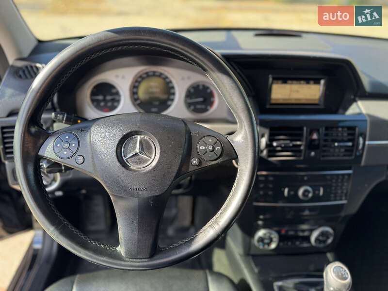 Внедорожник / Кроссовер Mercedes-Benz GLK-Class 2011 в Черновцах