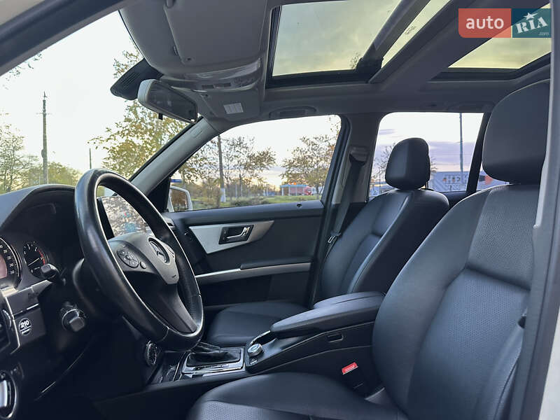 Позашляховик / Кросовер Mercedes-Benz GLK-Class 2010 в Кропивницькому фото 25 Позашляховик / Кросовер Mercedes-Benz GLK-Class 2010 в Кропивницькому