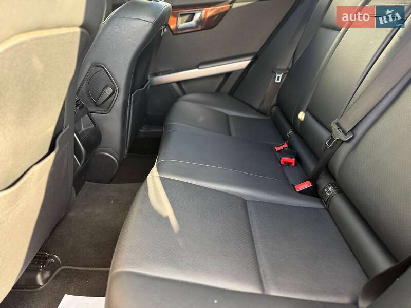 Позашляховик / Кросовер Mercedes-Benz GLK-Class 2010 в Запоріжжі фото 10 Позашляховик / Кросовер Mercedes-Benz GLK-Class 2010 в Запоріжжі