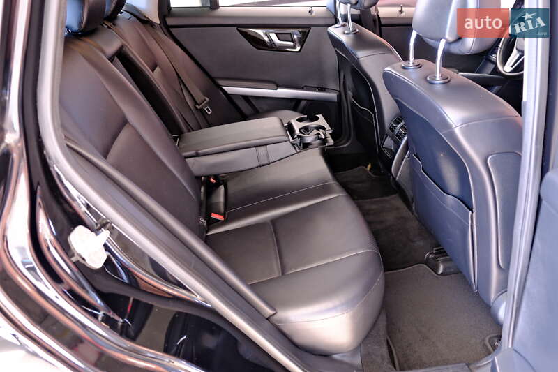 Позашляховик / Кросовер Mercedes-Benz GLK-Class 2015 в Одесі фото 37 Позашляховик / Кросовер Mercedes-Benz GLK-Class 2015 в Одесі