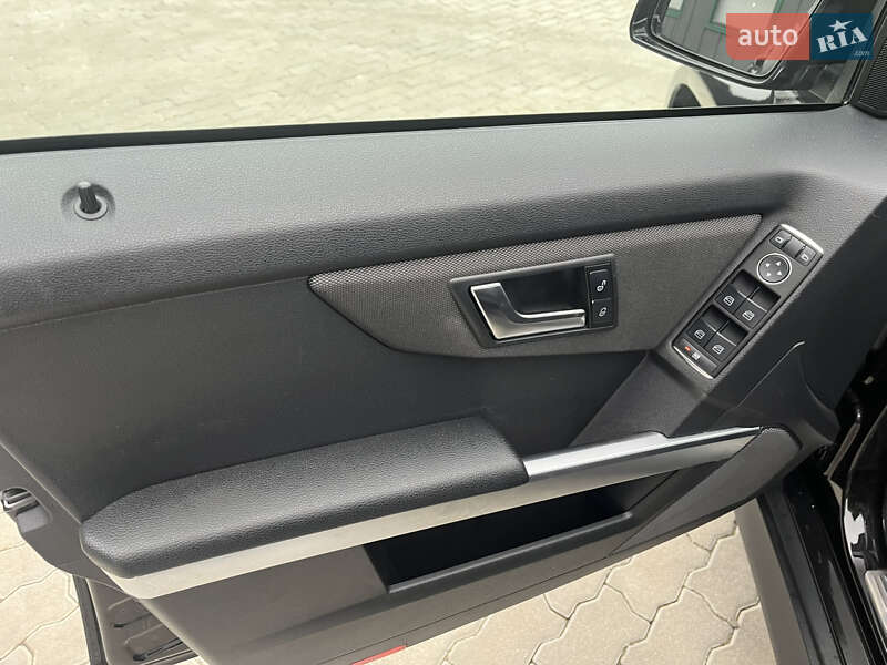 Внедорожник / Кроссовер Mercedes-Benz GLK-Class 2011 в Калуше фото 16 Внедорожник / Кроссовер Mercedes-Benz GLK-Class 2011 в Калуше