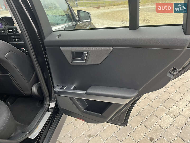 Внедорожник / Кроссовер Mercedes-Benz GLK-Class 2011 в Калуше фото 24 Внедорожник / Кроссовер Mercedes-Benz GLK-Class 2011 в Калуше