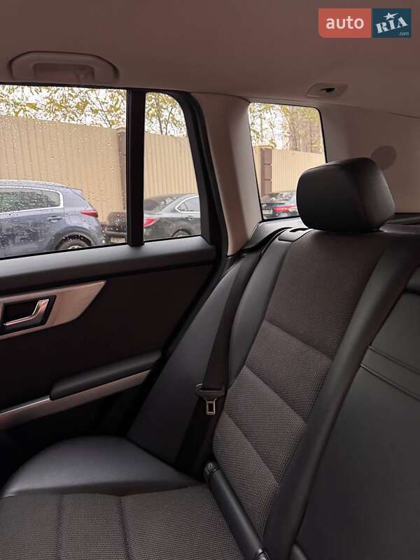 Позашляховик / Кросовер Mercedes-Benz GLK-Class 2011 в Києві фото 13 Позашляховик / Кросовер Mercedes-Benz GLK-Class 2011 в Києві