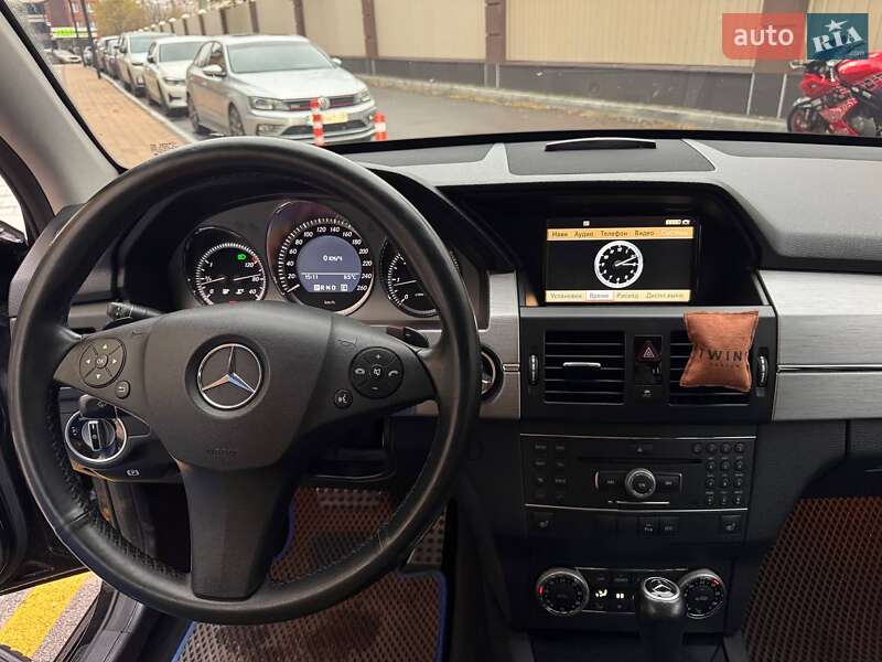 Позашляховик / Кросовер Mercedes-Benz GLK-Class 2011 в Києві фото 6 Позашляховик / Кросовер Mercedes-Benz GLK-Class 2011 в Києві