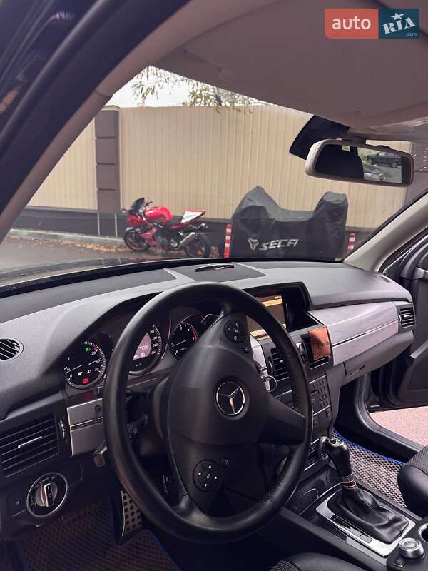 Позашляховик / Кросовер Mercedes-Benz GLK-Class 2011 в Києві фото 10 Позашляховик / Кросовер Mercedes-Benz GLK-Class 2011 в Києві