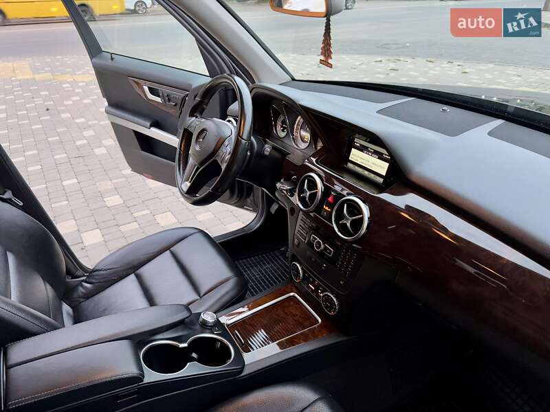 Позашляховик / Кросовер Mercedes-Benz GLK-Class 2013 в Одесі фото 53 Позашляховик / Кросовер Mercedes-Benz GLK-Class 2013 в Одесі