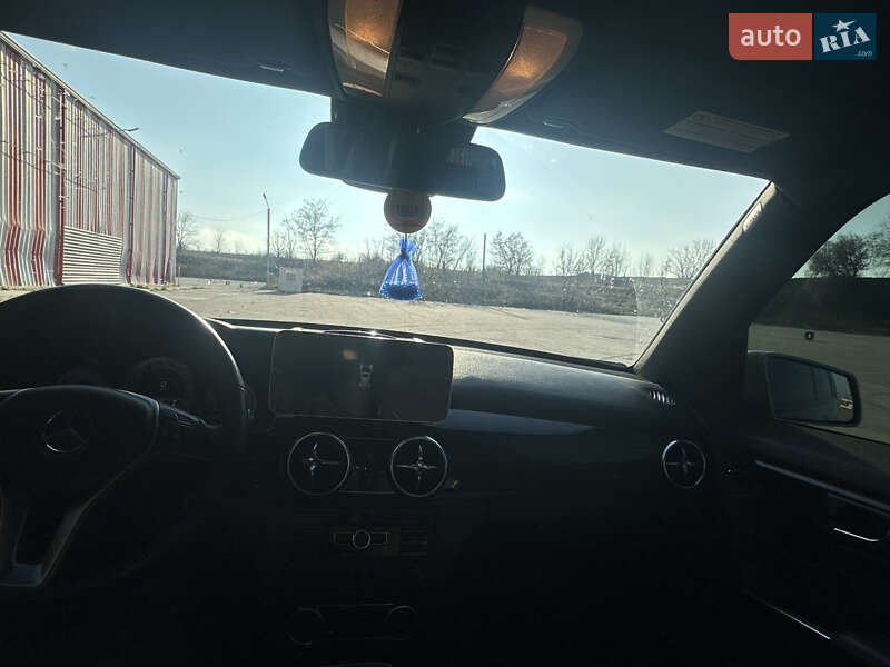Позашляховик / Кросовер Mercedes-Benz GLK-Class 2012 в Харкові фото 7 Позашляховик / Кросовер Mercedes-Benz GLK-Class 2012 в Харкові