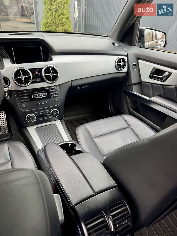 Позашляховик / Кросовер Mercedes-Benz GLK-Class 2013 в Одесі фото 15 Позашляховик / Кросовер Mercedes-Benz GLK-Class 2013 в Одесі
