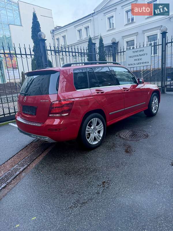 Позашляховик / Кросовер Mercedes-Benz GLK-Class 2014 в Києві