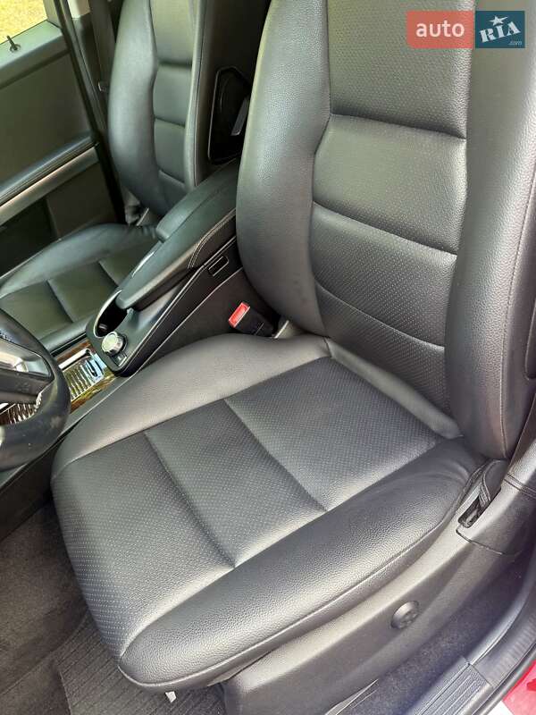 Позашляховик / Кросовер Mercedes-Benz GLK-Class 2014 в Києві