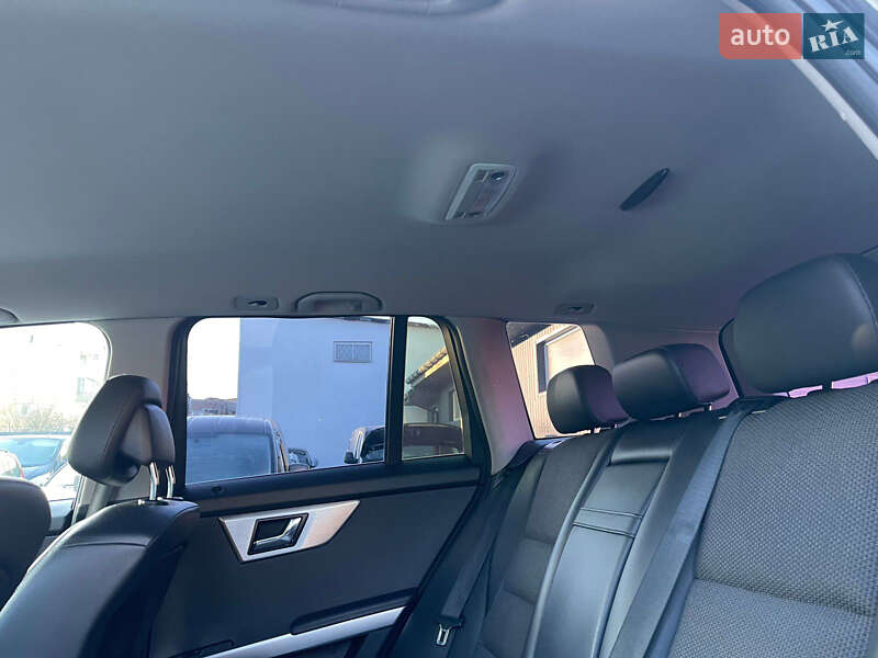 Внедорожник / Кроссовер Mercedes-Benz GLK-Class 2011 в Ровно