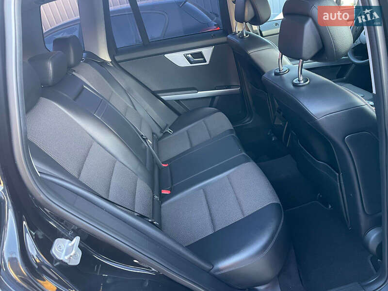 Внедорожник / Кроссовер Mercedes-Benz GLK-Class 2011 в Ровно