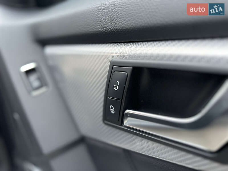 Внедорожник / Кроссовер Mercedes-Benz GLK-Class 2012 в Киеве