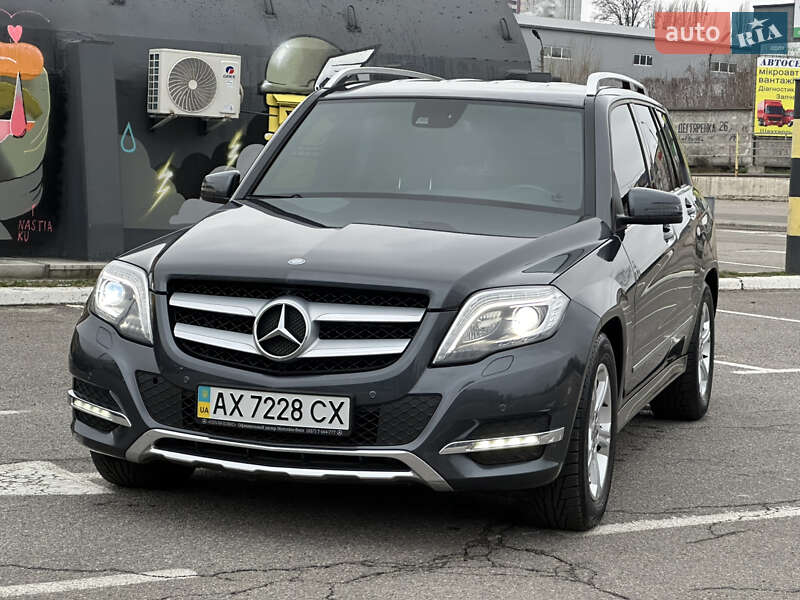 Внедорожник / Кроссовер Mercedes-Benz GLK-Class 2012 в Киеве