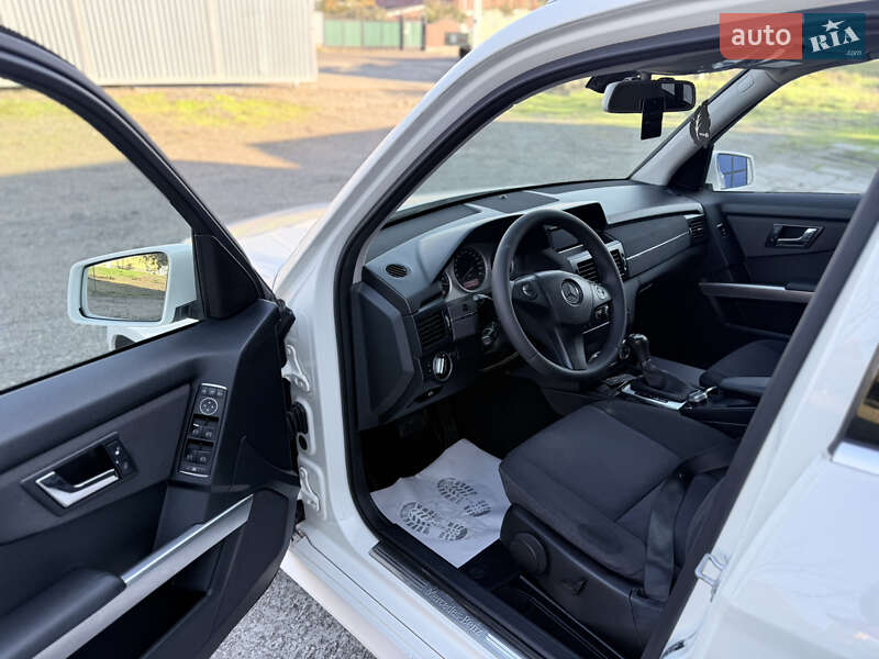 Внедорожник / Кроссовер Mercedes-Benz GLK-Class 2011 в Черновцах фото 13 Внедорожник / Кроссовер Mercedes-Benz GLK-Class 2011 в Черновцах