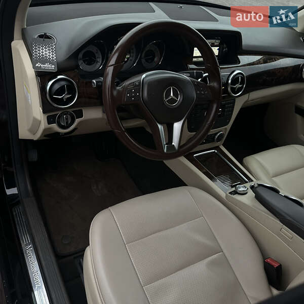 Внедорожник / Кроссовер Mercedes-Benz GLK-Class 2013 в Ровно