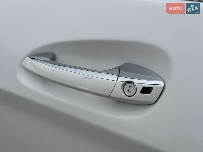 Позашляховик / Кросовер Mercedes-Benz GLK-Class 2014 в Одесі