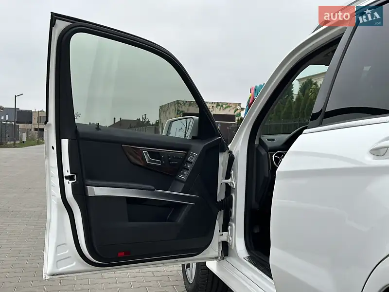 Mercedes-Benz GLK-Class 2014 VIN WDCGG0EB3EG317218 фото оголошення 50 з 109
