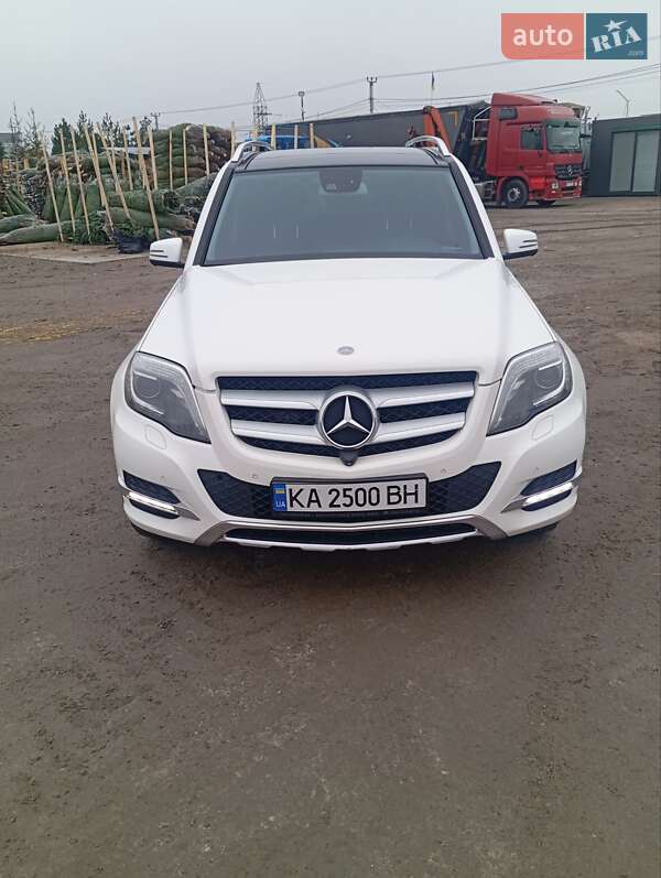 Внедорожник / Кроссовер Mercedes-Benz GLK-Class 2014 в Киеве фото Внедорожник / Кроссовер Mercedes-Benz GLK-Class 2014 в Киеве