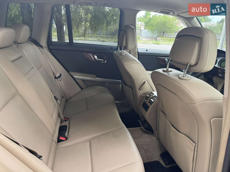 Позашляховик / Кросовер Mercedes-Benz GLK-Class 2011 в Києві