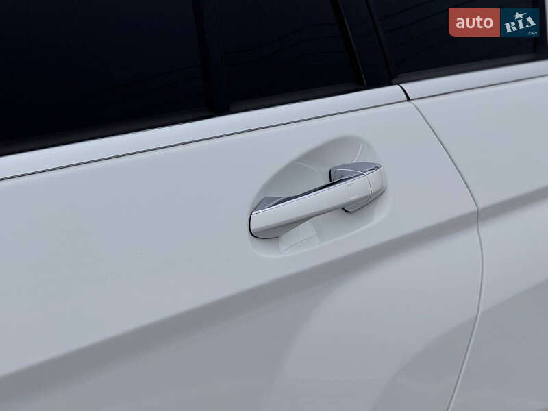 Позашляховик / Кросовер Mercedes-Benz GLK-Class 2014 в Києві