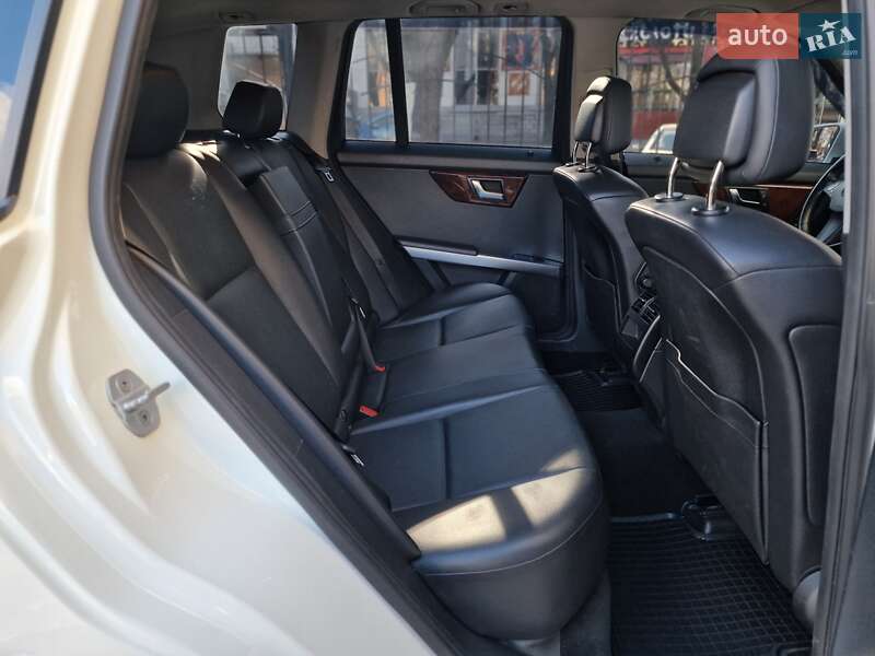 Позашляховик / Кросовер Mercedes-Benz GLK-Class 2011 в Одесі
