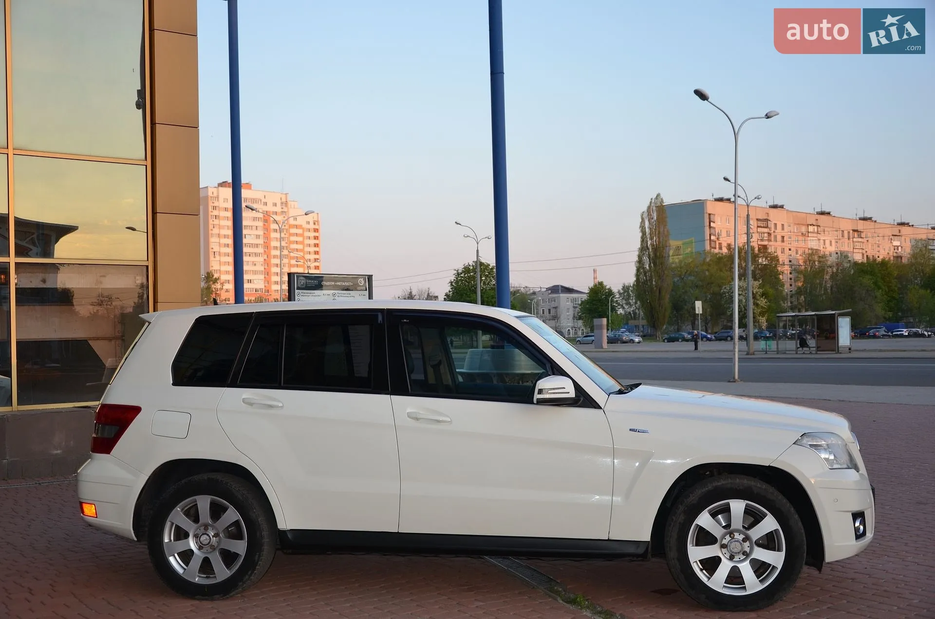 2010 Mercedes-Benz GLK-klasse - мініатюра 4
