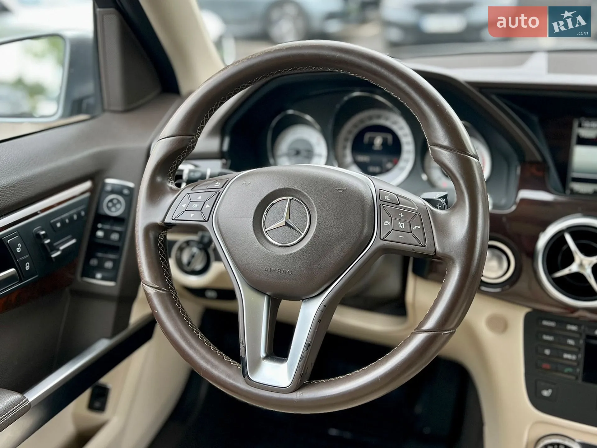 2014 Mercedes-Benz GLK-klasse - мініатюра 32