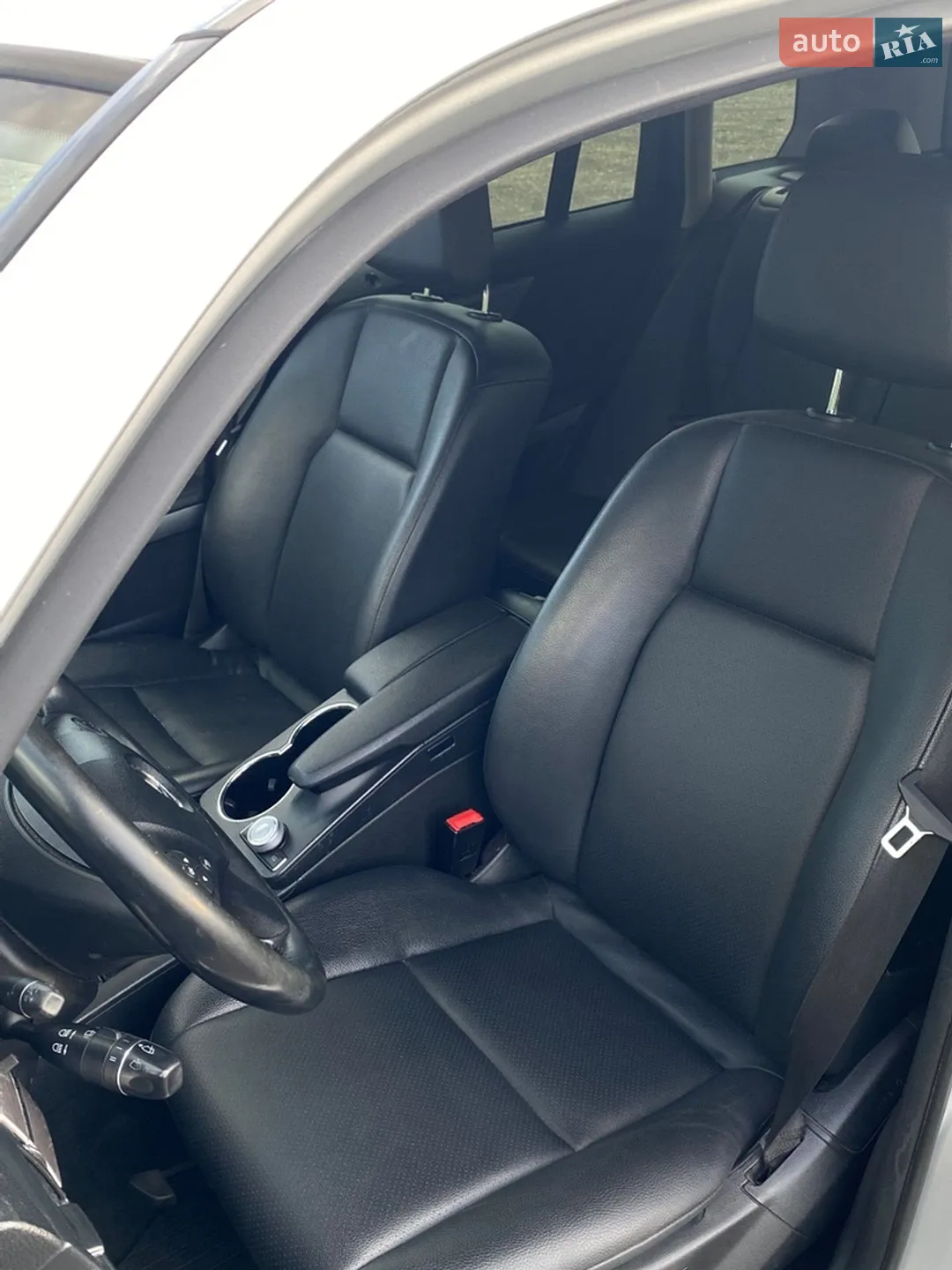 2011 Mercedes-Benz GLK-klasse - мініатюра 12
