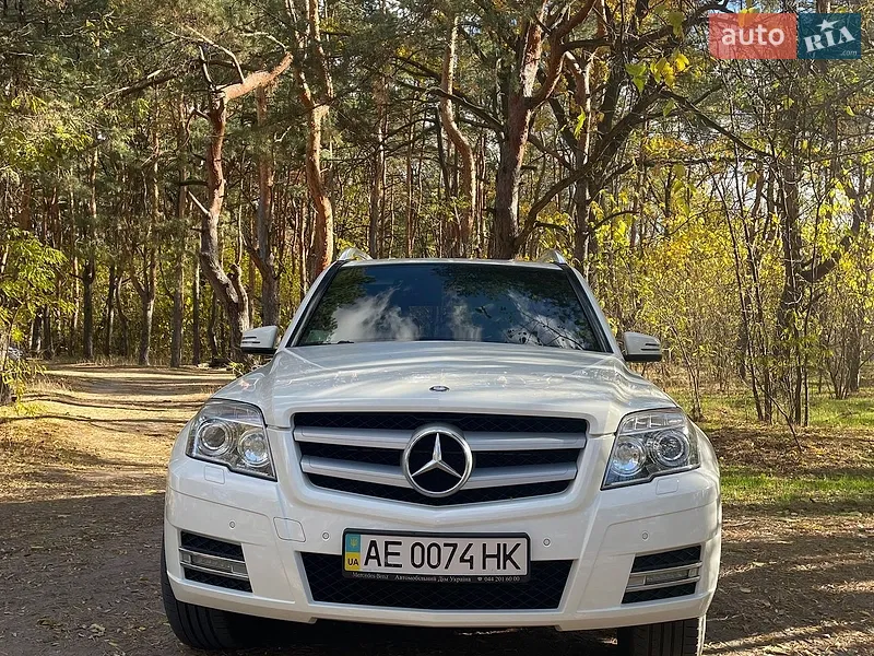 Mercedes-Benz GLK-Class 2011