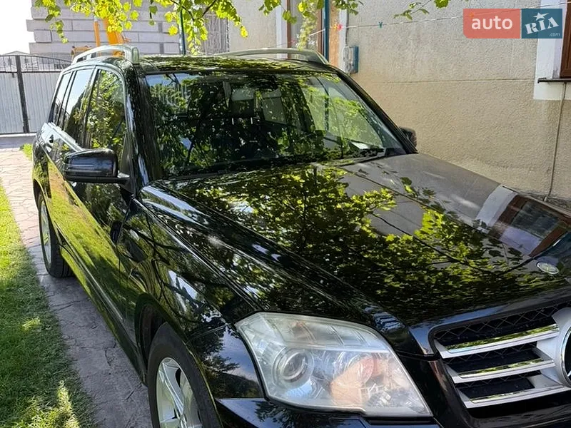 Mercedes-Benz GLK-Class 2011