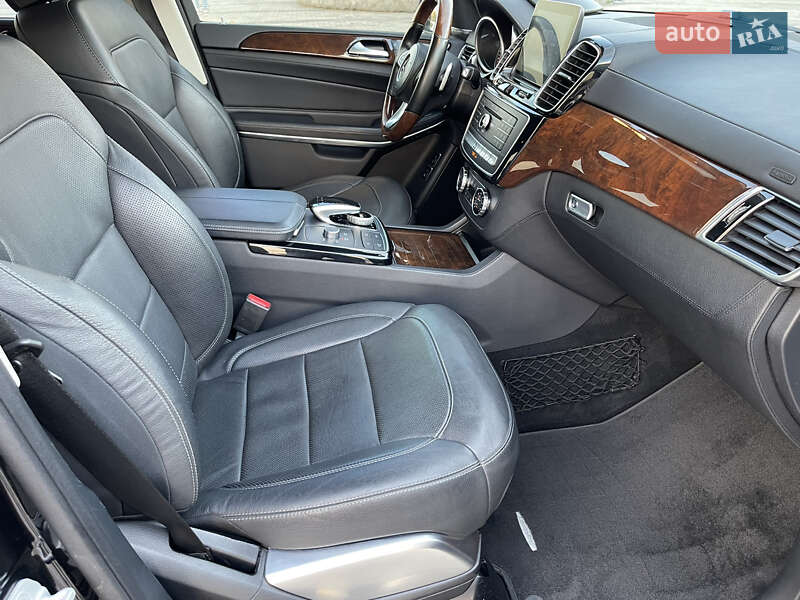 Внедорожник / Кроссовер Mercedes-Benz GLS-Class 2016 в Днепре фото 44 Внедорожник / Кроссовер Mercedes-Benz GLS-Class 2016 в Днепре