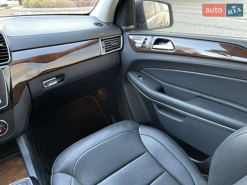 Внедорожник / Кроссовер Mercedes-Benz GLS-Class 2016 в Днепре фото 51 Внедорожник / Кроссовер Mercedes-Benz GLS-Class 2016 в Днепре