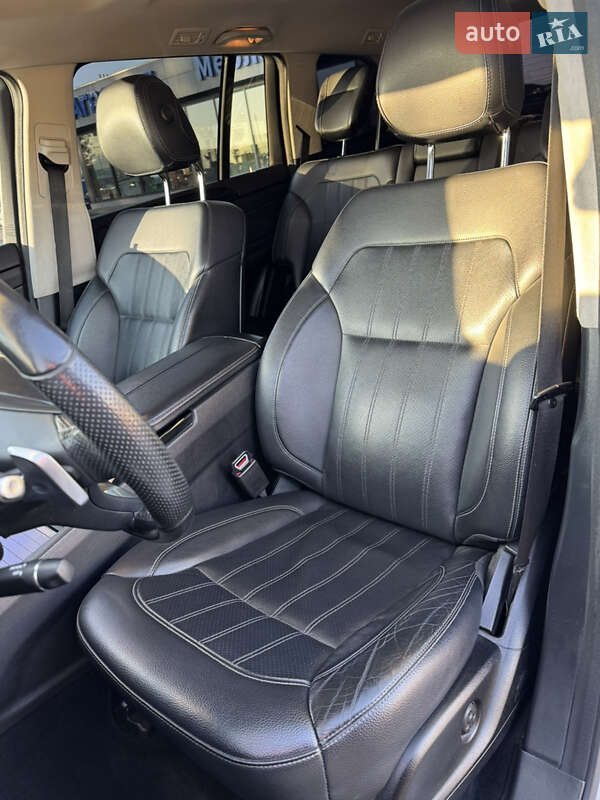 Внедорожник / Кроссовер Mercedes-Benz GLS-Class 2017 в Киеве