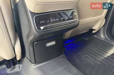 Позашляховик / Кросовер Mercedes-Benz GLS-Class 2021 в 