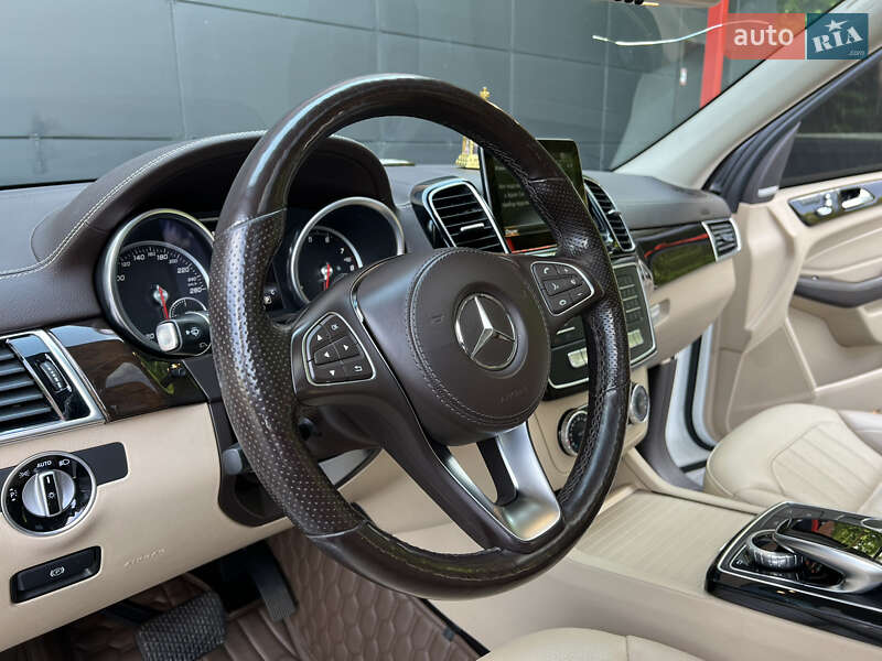 Позашляховик / Кросовер Mercedes-Benz GLS-Class 2016 в Києві