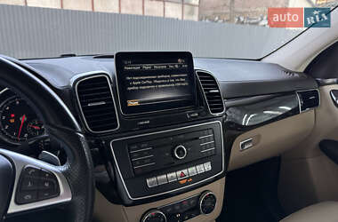 Позашляховик / Кросовер Mercedes-Benz GLS-Class 2017 в 