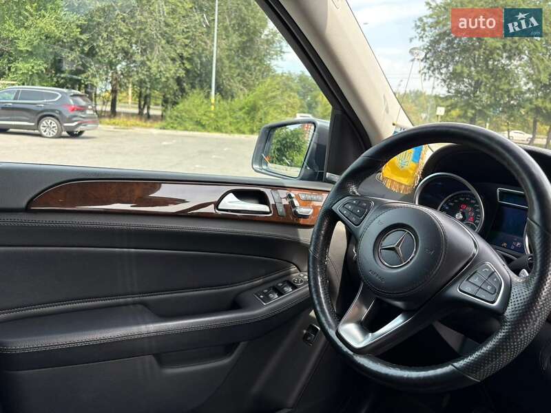 Внедорожник / Кроссовер Mercedes-Benz GLS-Class 2017 в Днепре