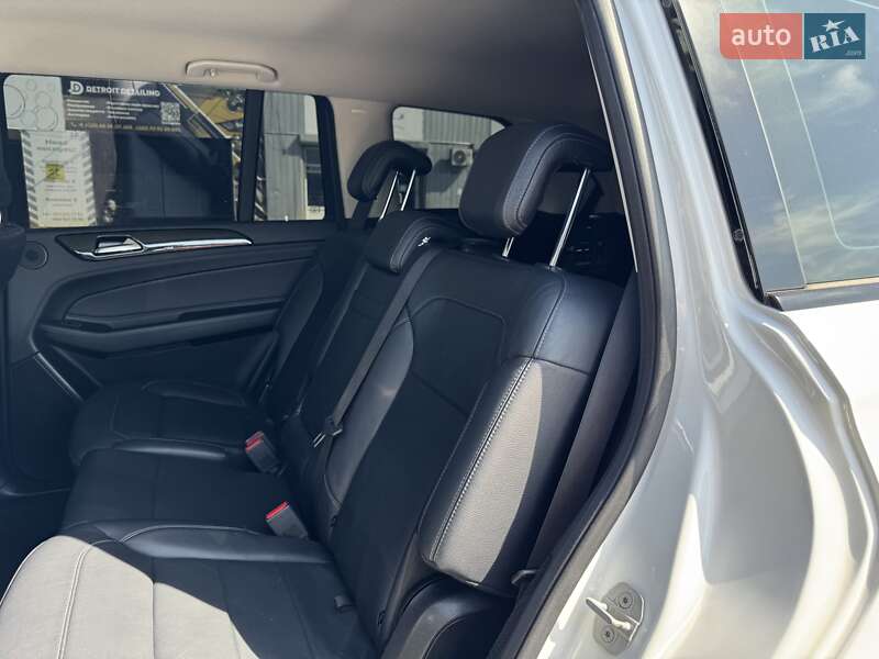 Позашляховик / Кросовер Mercedes-Benz GLS-Class 2016 в Чернівцях