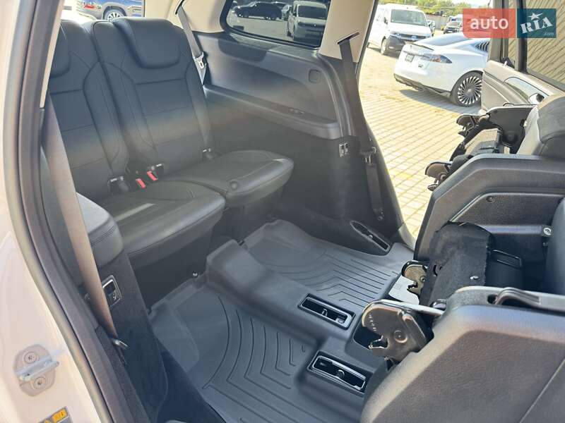 Позашляховик / Кросовер Mercedes-Benz GLS-Class 2016 в Чернівцях