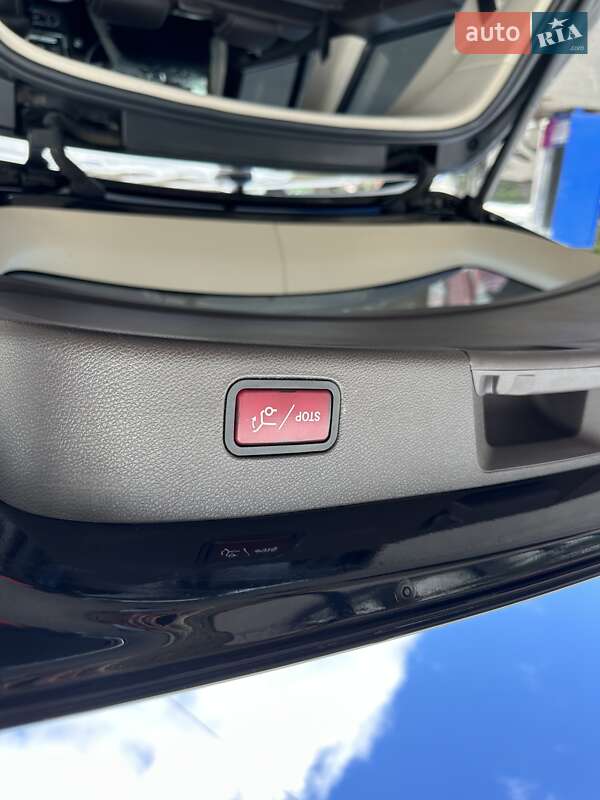 Внедорожник / Кроссовер Mercedes-Benz GLS-Class 2017 в Киеве фото 35 Внедорожник / Кроссовер Mercedes-Benz GLS-Class 2017 в Киеве