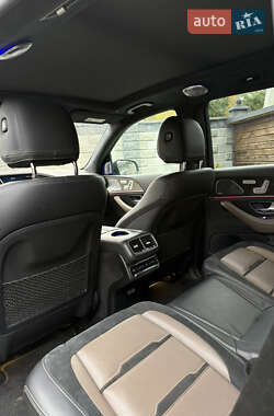 Позашляховик / Кросовер Mercedes-Benz GLS-Class 2021 в 