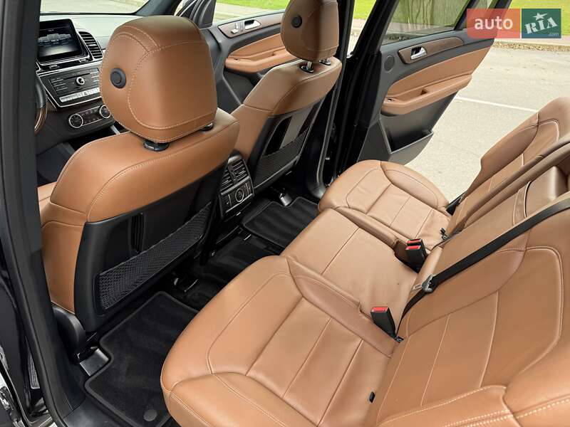 Внедорожник / Кроссовер Mercedes-Benz GLS-Class 2017 в Киеве фото 47 Внедорожник / Кроссовер Mercedes-Benz GLS-Class 2017 в Киеве