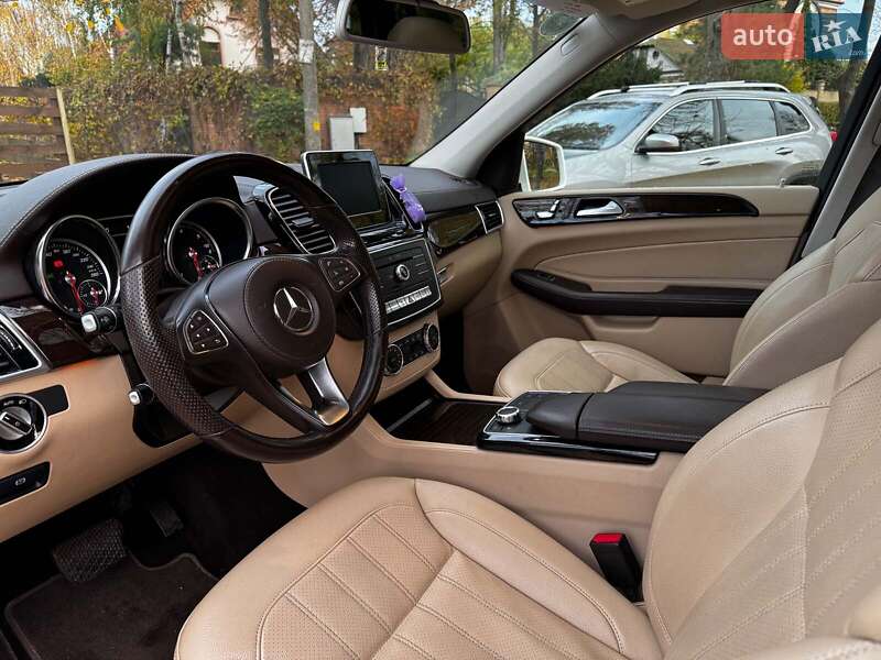 Внедорожник / Кроссовер Mercedes-Benz GLS-Class 2016 в Киеве фото 12 Внедорожник / Кроссовер Mercedes-Benz GLS-Class 2016 в Киеве