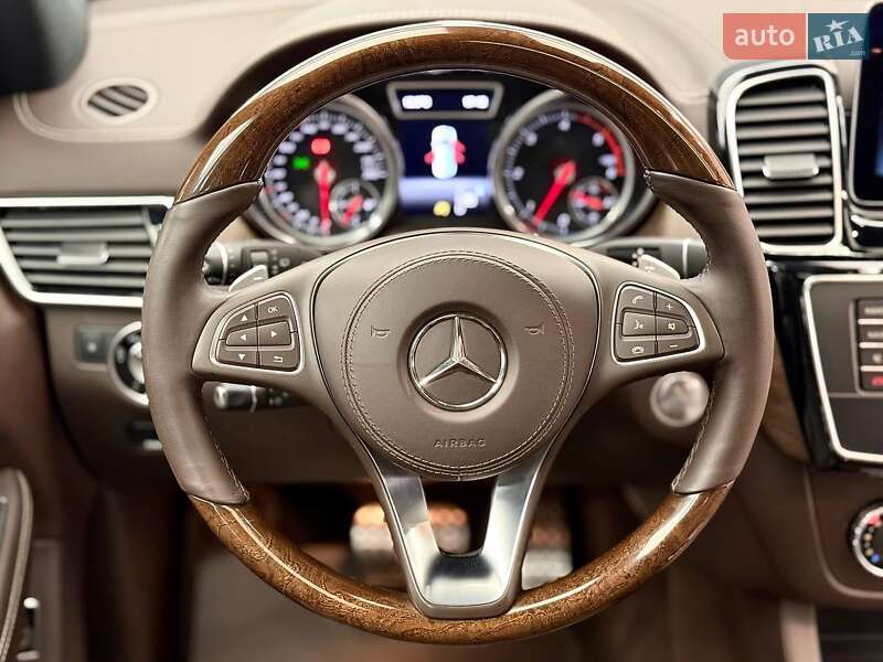 Внедорожник / Кроссовер Mercedes-Benz GLS-Class 2018 в Киеве фото 34 Внедорожник / Кроссовер Mercedes-Benz GLS-Class 2018 в Киеве
