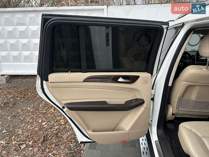 Позашляховик / Кросовер Mercedes-Benz GLS-Class 2019 в Києві фото 32 Позашляховик / Кросовер Mercedes-Benz GLS-Class 2019 в Києві