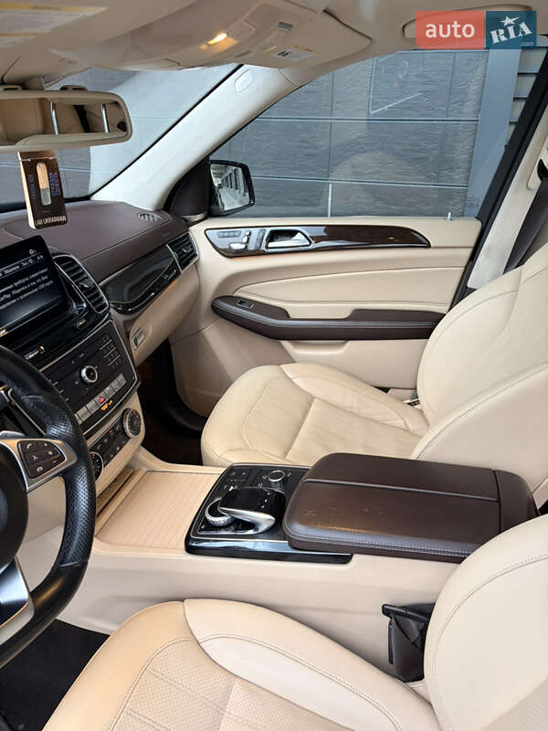 Внедорожник / Кроссовер Mercedes-Benz GLS-Class 2017 в Киеве