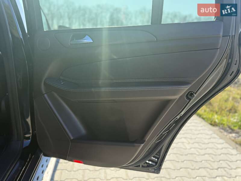 Внедорожник / Кроссовер Mercedes-Benz GLS-Class 2017 в Львове фото 26 Внедорожник / Кроссовер Mercedes-Benz GLS-Class 2017 в Львове