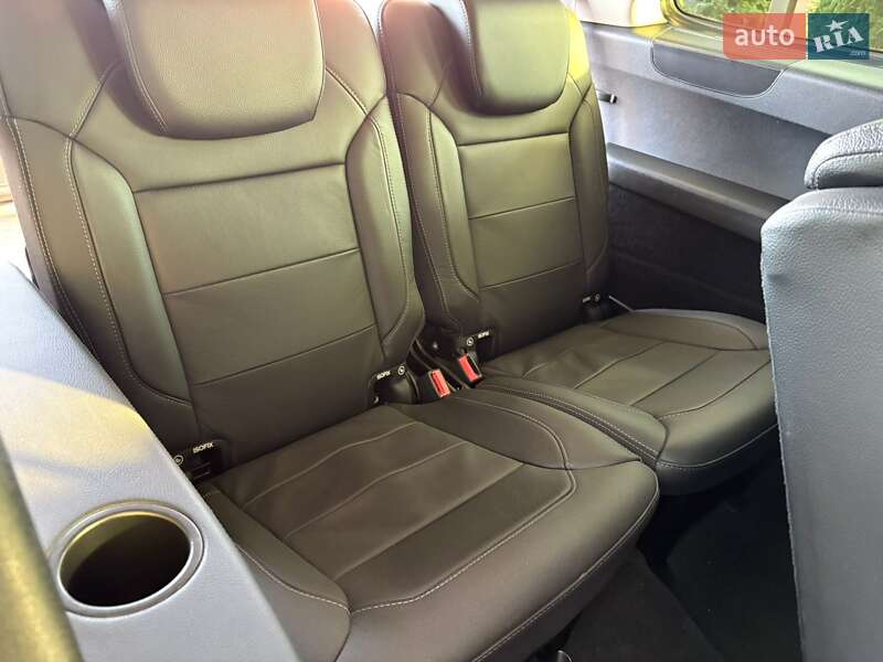 Внедорожник / Кроссовер Mercedes-Benz GLS-Class 2017 в Днепре фото 24 Внедорожник / Кроссовер Mercedes-Benz GLS-Class 2017 в Днепре