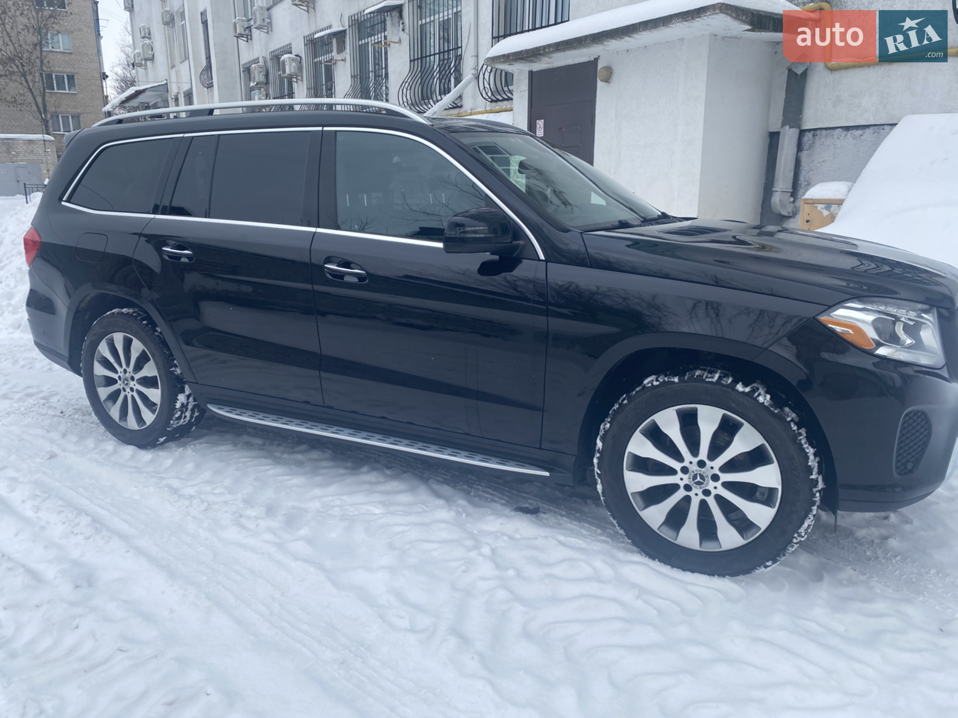 Mercedes-Benz GLS-Class 2017 VIN 4JGDF6EE3JB073582 фото оголошення 4 з 48